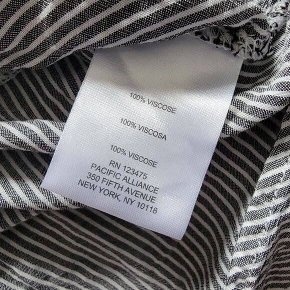 Jones New York Button Down Blouse - Picture 6 of 8